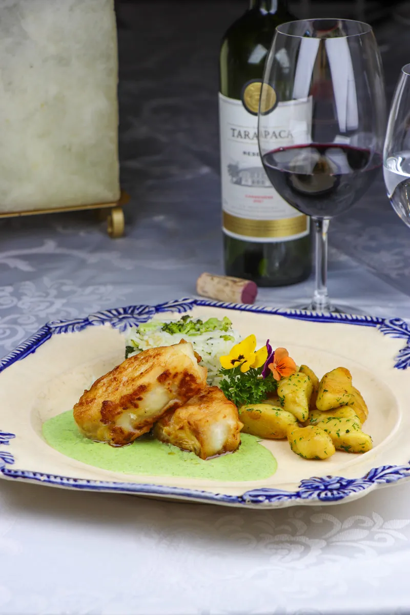 Grilled cusk-eel filet in Fiorentina sauce